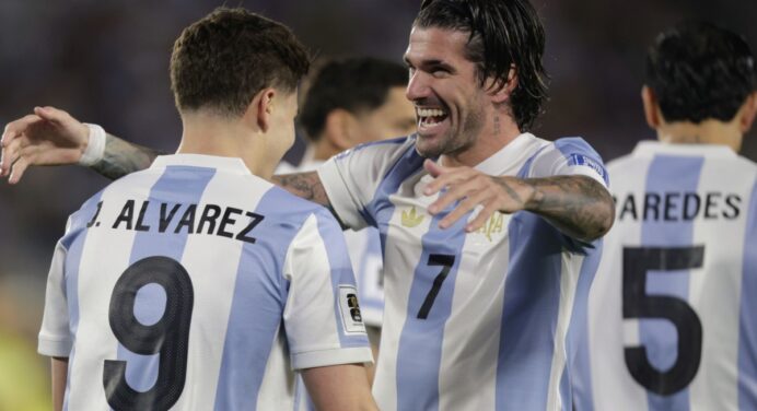 Brasil perde para a Argentina nas Eliminatórias; Wesley joga 90 minutos e Léo Ortiz entra no 2º tempo