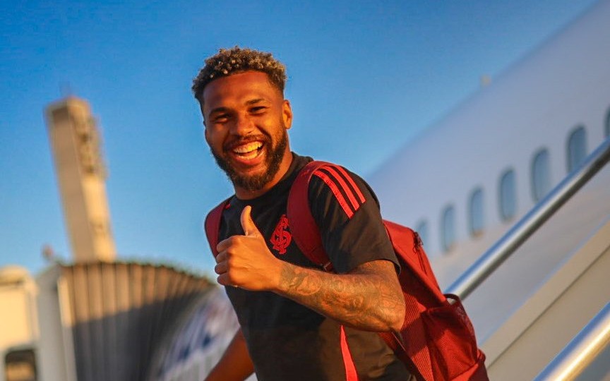 Atacante do Internacional não demonstra ‘medo’ do Flamengo antes de estreia no Brasileirão: “Devemos nada”