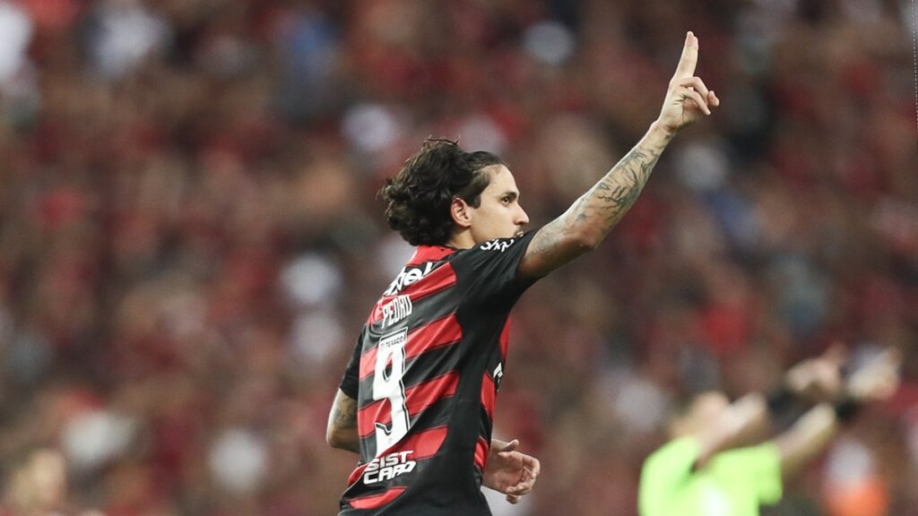 Ídolo do São Paulo elogia retorno de Pedro e pede atacante do Flamengo na Seleção Brasileira
