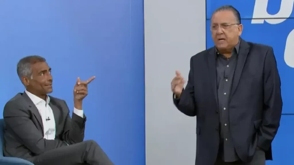Amazon anuncia Galvão e Romário para transmissão de jogo do Flamengo x Vasco, pelo Brasileirão
