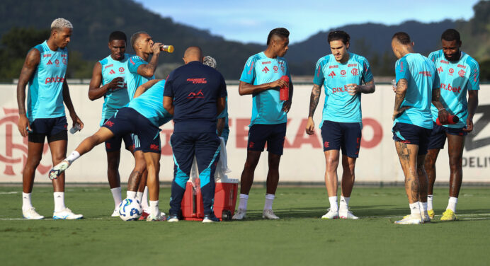 Times da Europa tentam contratação de zagueiro do Flamengo