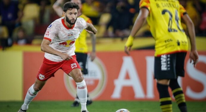 Juninho Capixaba entra em lista de observação do Flamengo