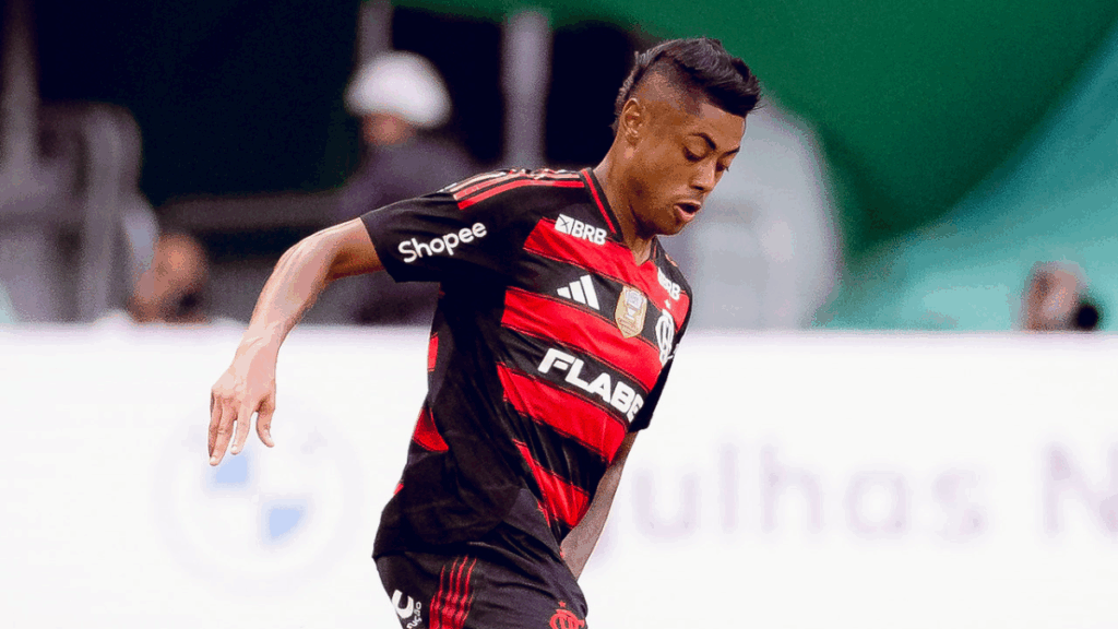 Bruno Henrique se compara com jogador do Flamengo: “Iluminado, me identifico com ele”