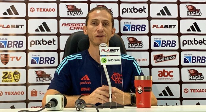 Filipe Luís aponta principal problema ofensivo do Flamengo