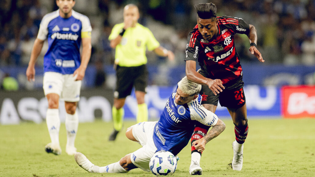 Flamengo perde 1° jogo no Brasileirão 2025, e time paulista se torna o único invicto da Série A