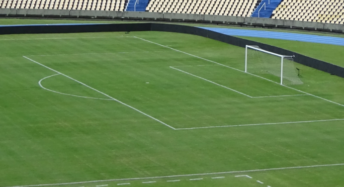 Como está o gramado do Castelão de São Luís, palco do jogo do Flamengo x Botafogo-PB? Veja vídeo