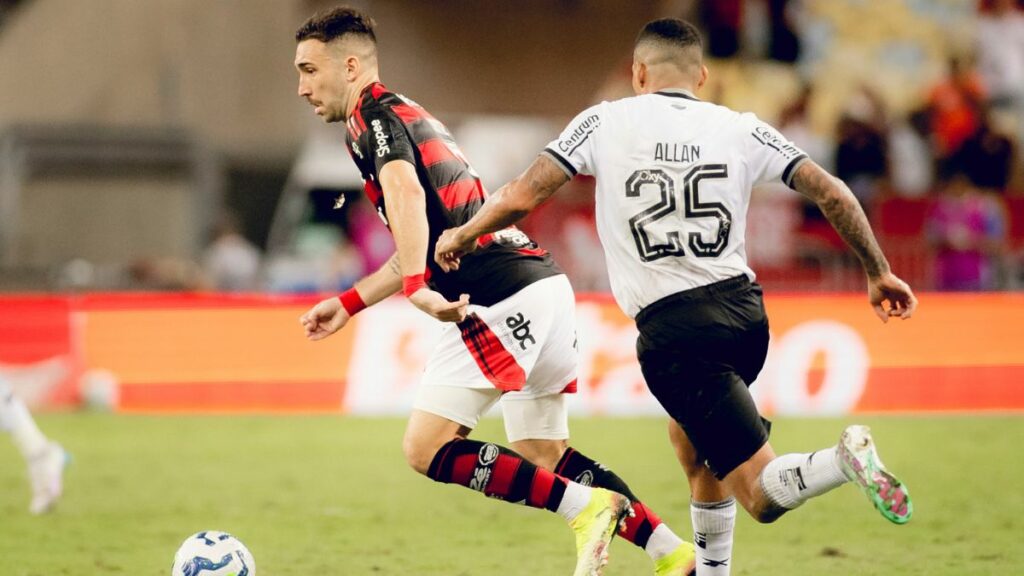 Léo Ortiz admite desgaste físico e mental do Flamengo em jogo contra o Botafogo: “Partida equilibrada”