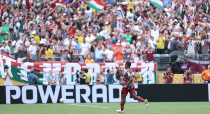 Fluminense sofre, mas vence Ulsan e mantém invencibilidade dos brasileiros no Mundial de Clubes