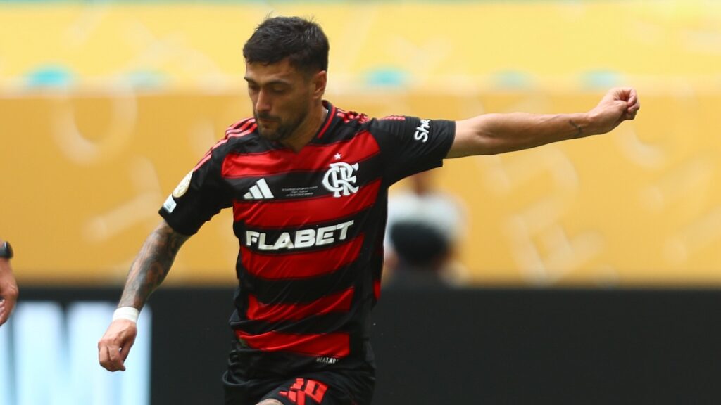 Arrascaeta desabafa após eliminação do Flamengo para o Bayern no Mundial