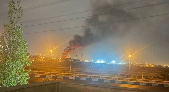 Mundial em risco? Israel bombardeia Irã, que ameaça Estados Unidos
