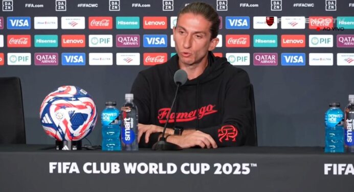 Filipe Luís manda recado a atacante do Chelsea após jogo do Flamengo no Mundial