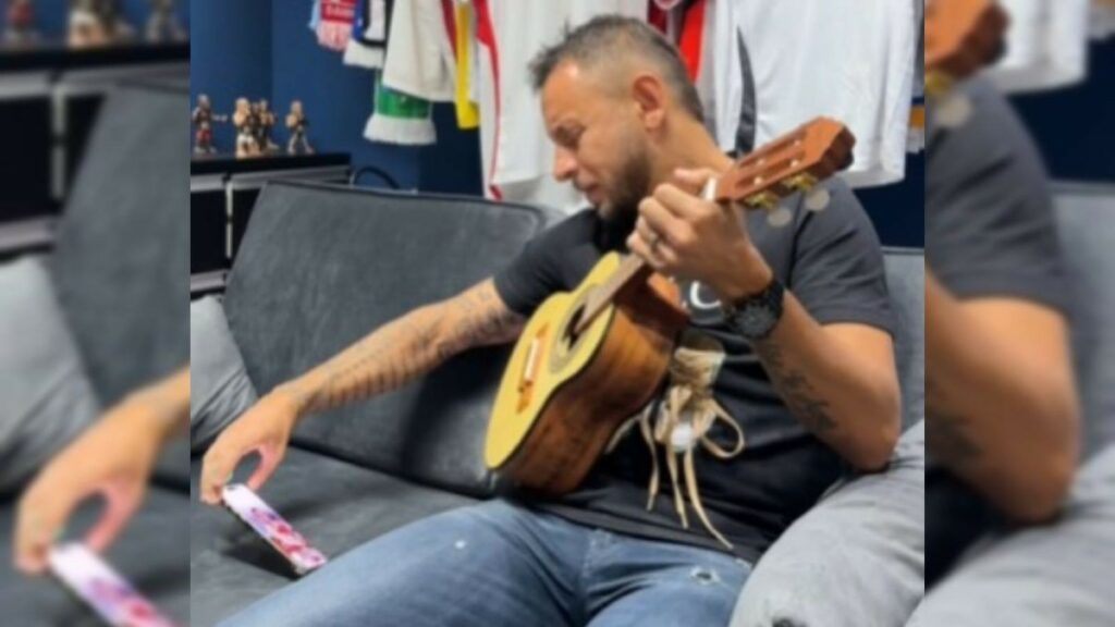 Rafinha ‘desliga celular’ na cara de jogador do Bayern e abre o coração sobre jogo do Flamengo no Mundial; veja vídeo