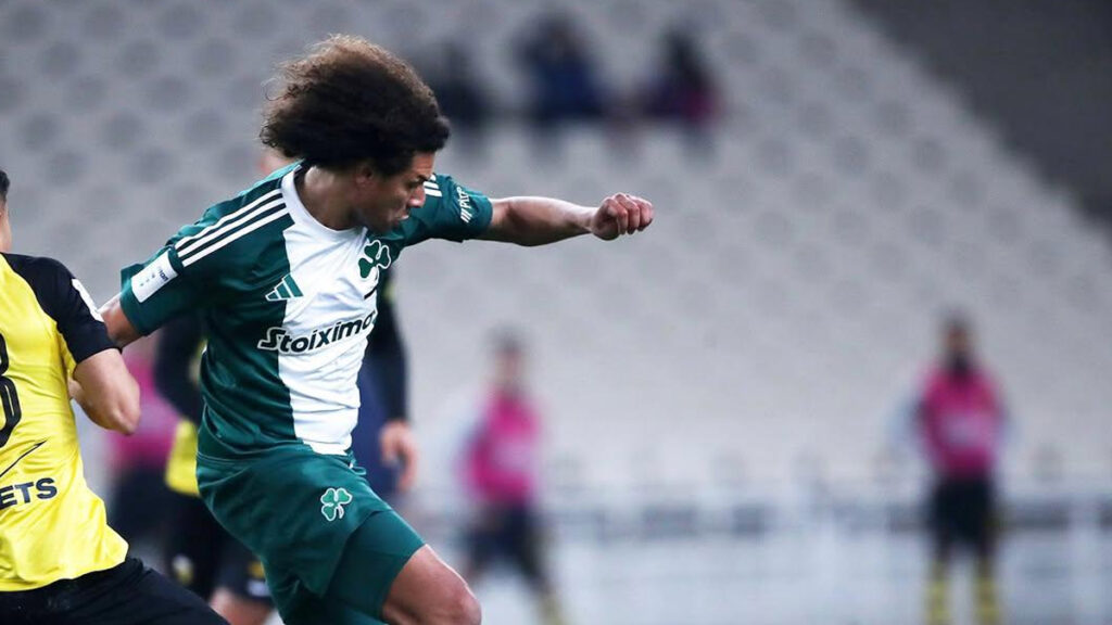 Santos acerta contratação de ex-jogador do Flamengo