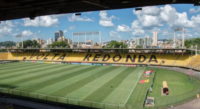 Estádio de 1º jogo do Flamengo no Carioca ainda precisa do laudo de segurança