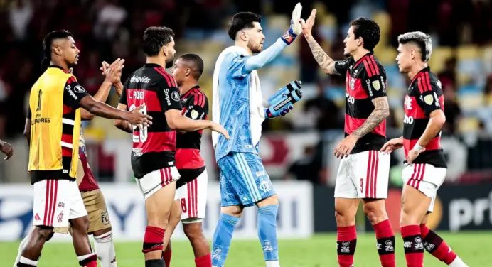 Flamengo recebe o Estudiantes com missão importante na Libertadores