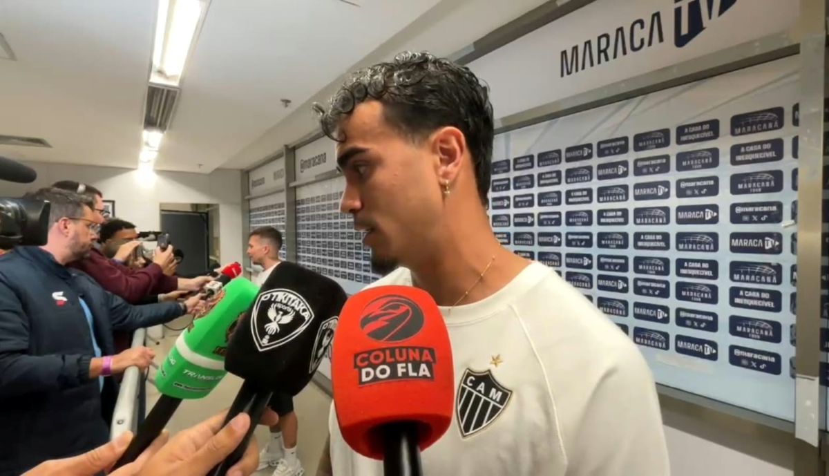 Reinier emociona no Maracanã, critica arbitragem e celebra reencontro com ex-campeões do Flamengo